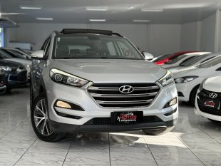 TUCSON GLS 1.6 TURBO AT **TETO PANORÂMICO**