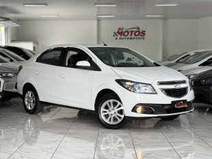 PRISMA SEDAN LTZ 1.4 **SEGUNDA DONA, APENAS 74.000 KM RODADOS** 